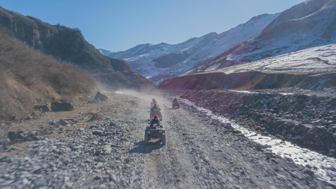Hostel Gudauri Adventure Eksteriør bilde
